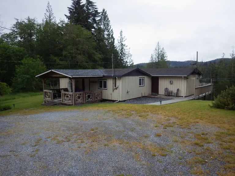 Lakeview-Cottage-1