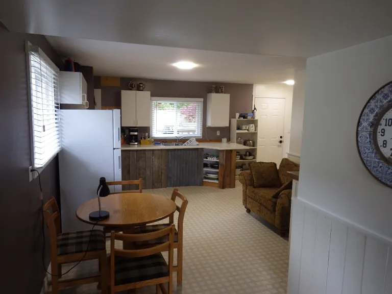 Lakeview-Cottage-4